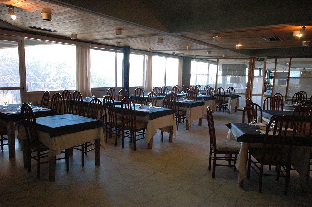 Residence Sole Alto Marilleva Ngoại thất bức ảnh